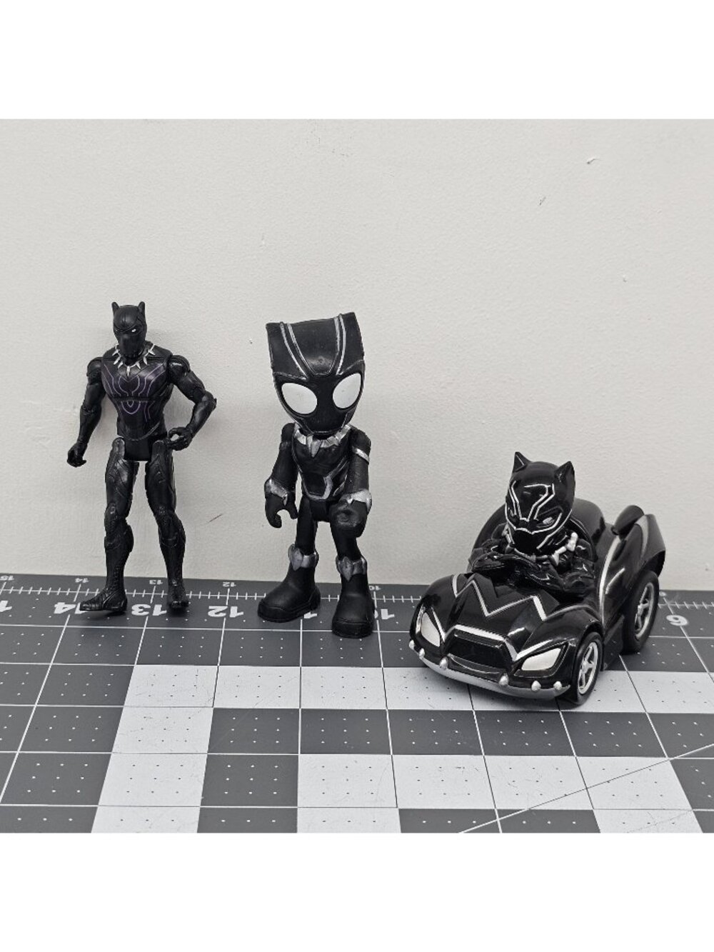 Black Panther Toy Lot Marvel Spidey Friends 4" Action Figures & Pullback Vehicle